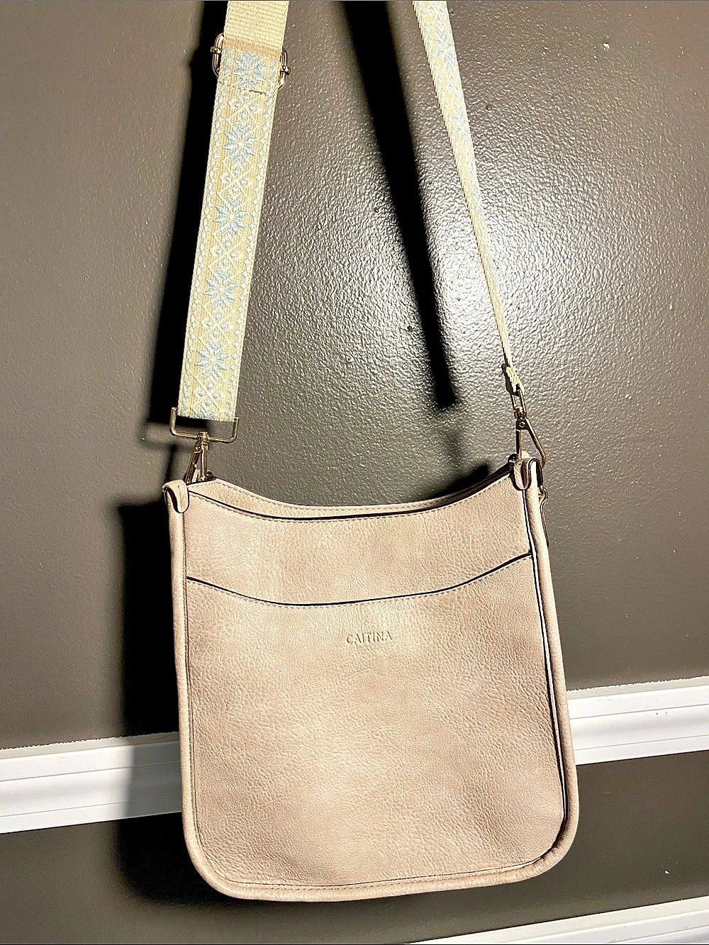 CAITINA Cross Body Bag in Beige with Blue Beige Floral Tapestry Strap